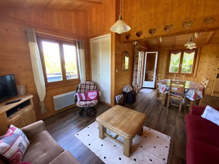 Le Chalet Des Coeurs Le Tholy Exterior photo